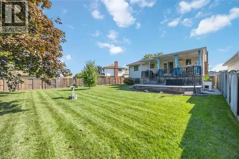 222 Thames Crescent Sarnia ON N7S 5C9