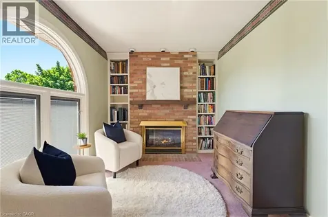 2155 Heidi Avenue Burlington ON L7M 3X2