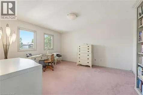 2155 Heidi Avenue Burlington ON L7M 3X2
