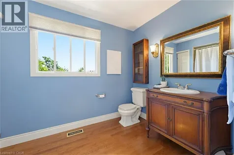 2155 Heidi Avenue Burlington ON L7M 3X2