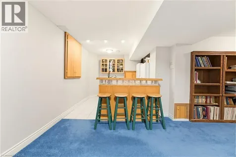 2155 Heidi Avenue Burlington ON L7M 3X2