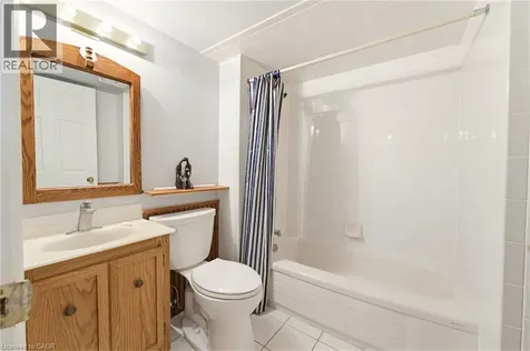2155 Heidi Avenue Burlington ON L7M 3X2