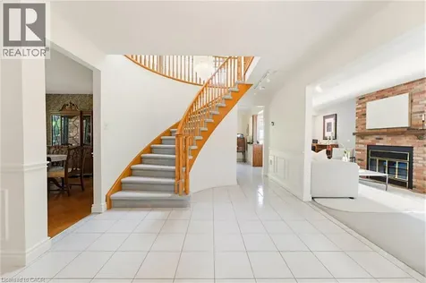 2155 Heidi Avenue Burlington ON L7M 3X2