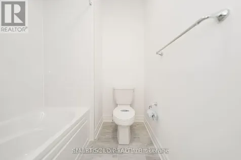 6 Azure Drive Markham ON L6C 3M5