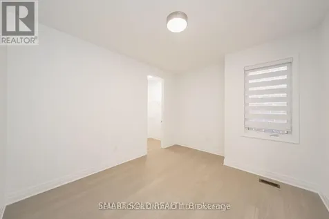 6 Azure Drive Markham ON L6C 3M5