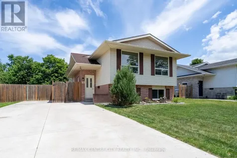 25 Pearson Avenue Strathroy-caradoc (sw) ON N7G 3Y1