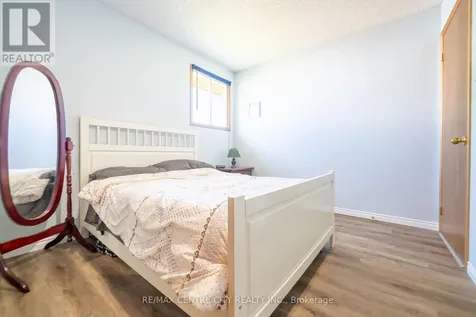 25 Pearson Avenue Strathroy-caradoc (sw) ON N7G 3Y1