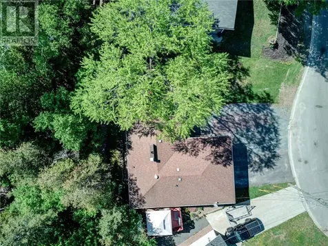 1278 Wedgewood Drive Sudbury ON P3A 3E2