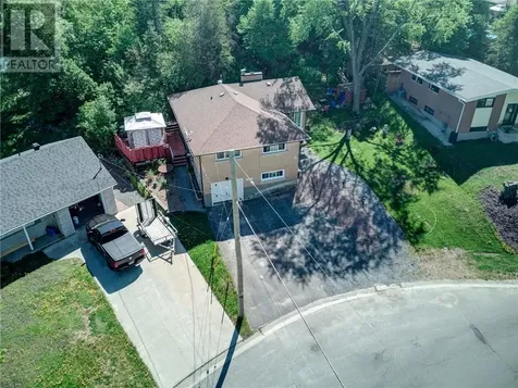 1278 Wedgewood Drive Sudbury ON P3A 3E2