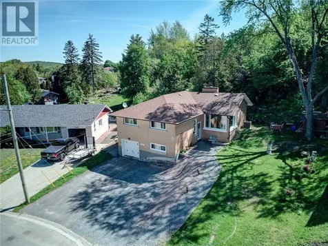 1278 Wedgewood Drive Sudbury ON P3A 3E2