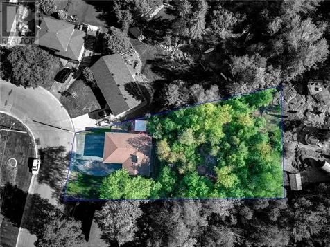 1278 Wedgewood Drive Sudbury ON P3A 3E2
