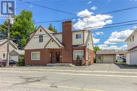 488 Clinton Avenue Sudbury ON P3B 2S6