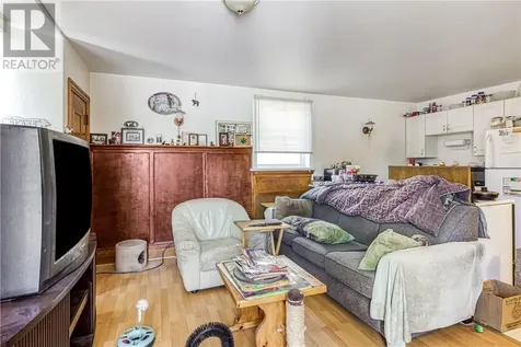 488 Clinton Avenue Sudbury ON P3B 2S6
