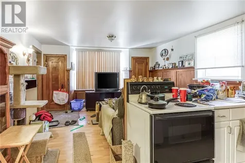 488 Clinton Avenue Sudbury ON P3B 2S6