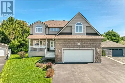 4623 Beaudelaire Court Val Therese ON P3P 1S3