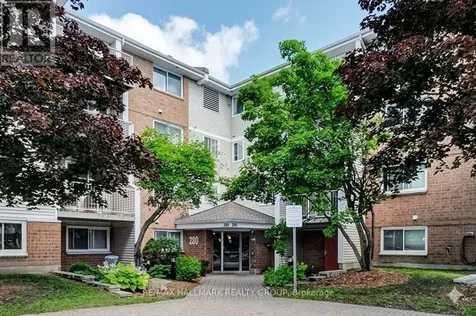 280 Brittany Drive Ottawa ON K1K 4M4