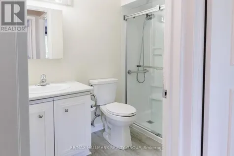 280 Brittany Drive Ottawa ON K1K 4M4