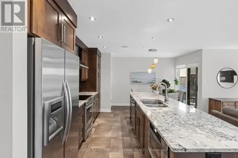 30 Castlethorpe Crescent Ottawa ON K2G 5P7