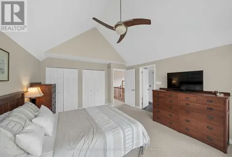 30 Castlethorpe Crescent Ottawa ON K2G 5P7