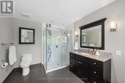 30 Castlethorpe Crescent Ottawa ON K2G 5P7