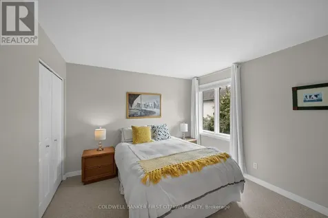 30 Castlethorpe Crescent Ottawa ON K2G 5P7