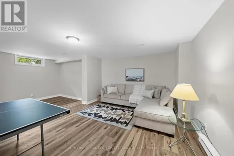 30 Castlethorpe Crescent Ottawa ON K2G 5P7
