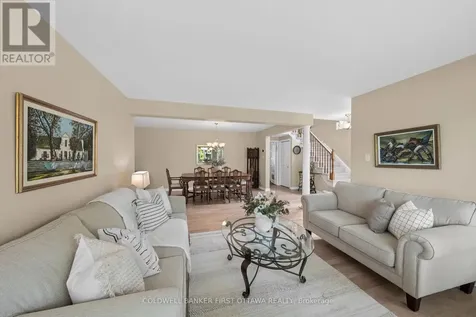 30 Castlethorpe Crescent Ottawa ON K2G 5P7