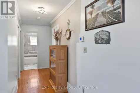 40 Aldershot Avenue Brockville ON K6V 2P8