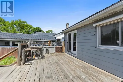 40 Aldershot Avenue Brockville ON K6V 2P8