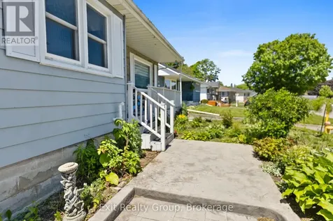 40 Aldershot Avenue Brockville ON K6V 2P8