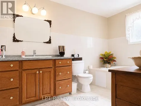 10 Vicari Road Brighton ON K0K 1H0