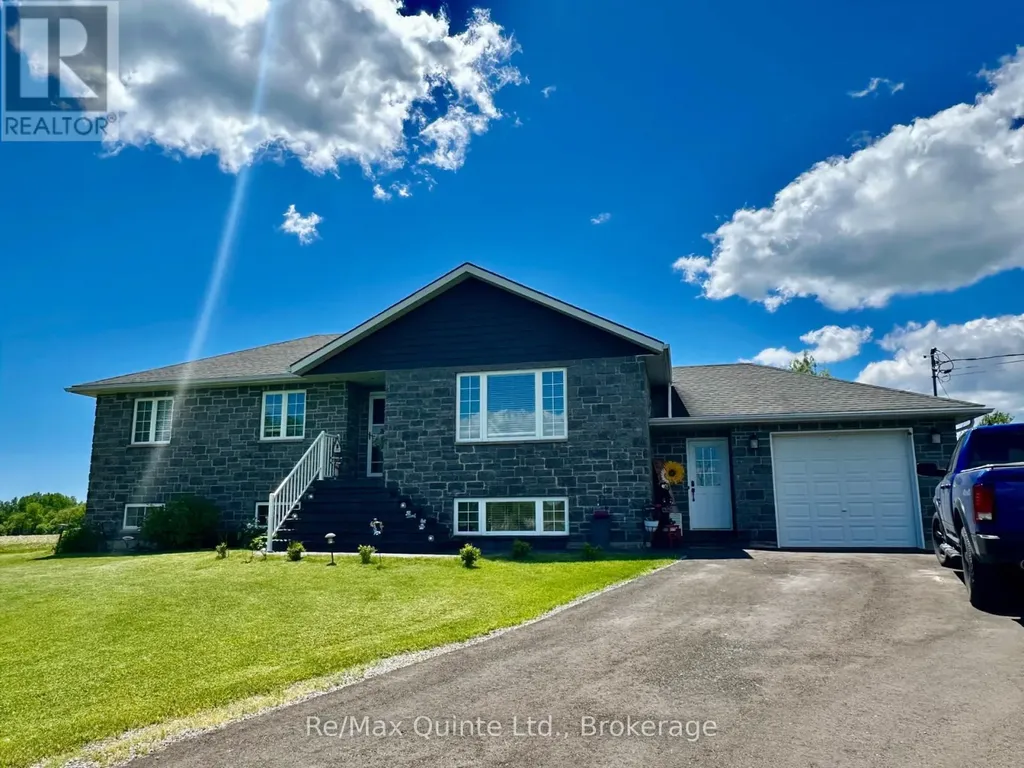 566 Huff Road South Brighton ON K0K 1H0