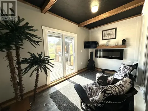 566 Huff Road South Brighton ON K0K 1H0
