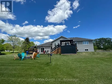 566 Huff Road South Brighton ON K0K 1H0