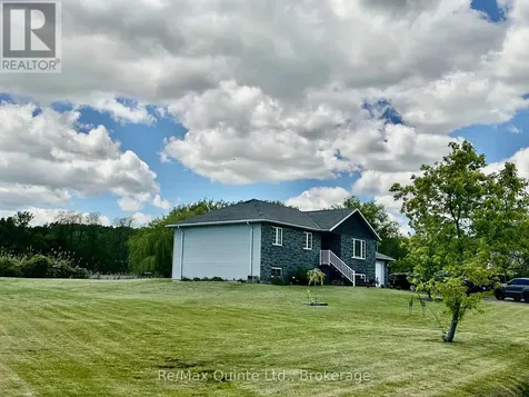 566 Huff Road South Brighton ON K0K 1H0