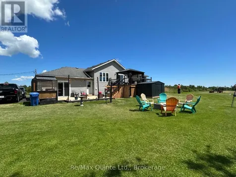566 Huff Road South Brighton ON K0K 1H0