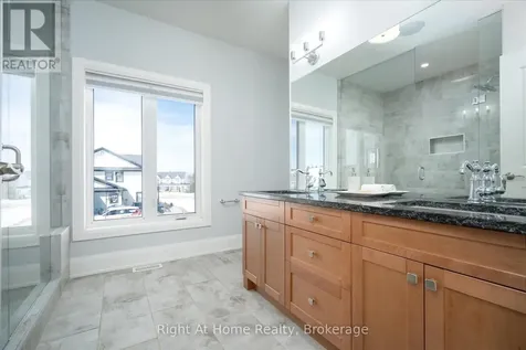 16 Gelderland Crescent Oro-medonte ON L0K 1E0