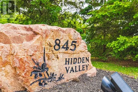 845 Hidden Valley Road Kitchener ON N2C 2S4