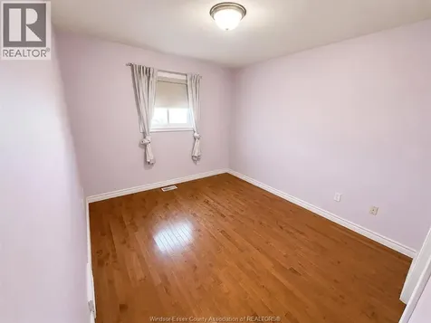 4665 Fontana Avenue Windsor ON N9G 3E1