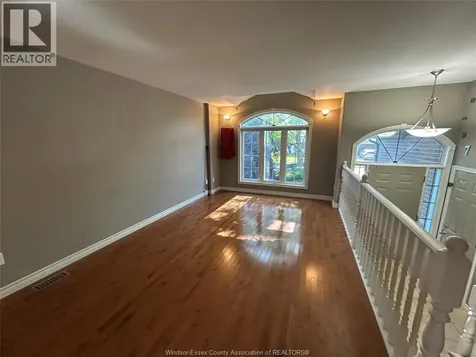 4665 Fontana Avenue Windsor ON N9G 3E1