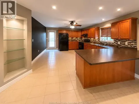 4665 Fontana Avenue Windsor ON N9G 3E1