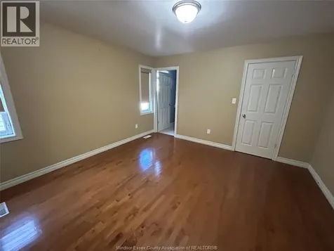 4665 Fontana Avenue Windsor ON N9G 3E1
