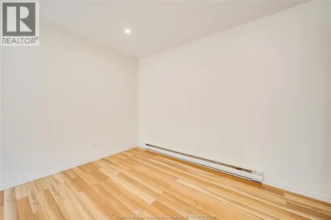1229 Arncliffe Windsor ON