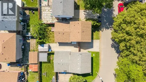 1229 Arncliffe Windsor ON