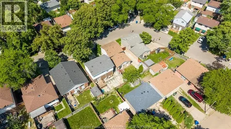 1229 Arncliffe Windsor ON