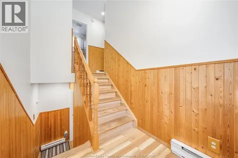 1229 Arncliffe Windsor ON
