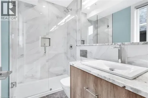 255 Federal Street Stoney Creek ON L8E 1P8