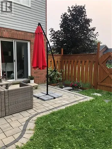 1745 Creek Way Burlington ON L7L 7E1