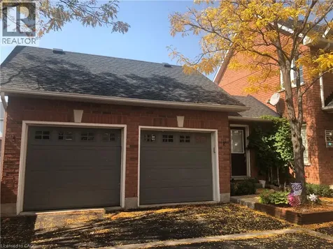1745 Creek Way Burlington ON L7L 7E1