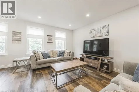 16 Apex Court Stoney Creek ON L8J 1J2